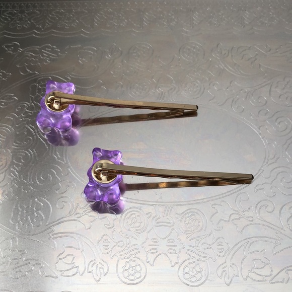 🥂 Host Pick 🥂 Set of 2 Gummy Bear Bobby Pins Purple - Picture 8 of 9